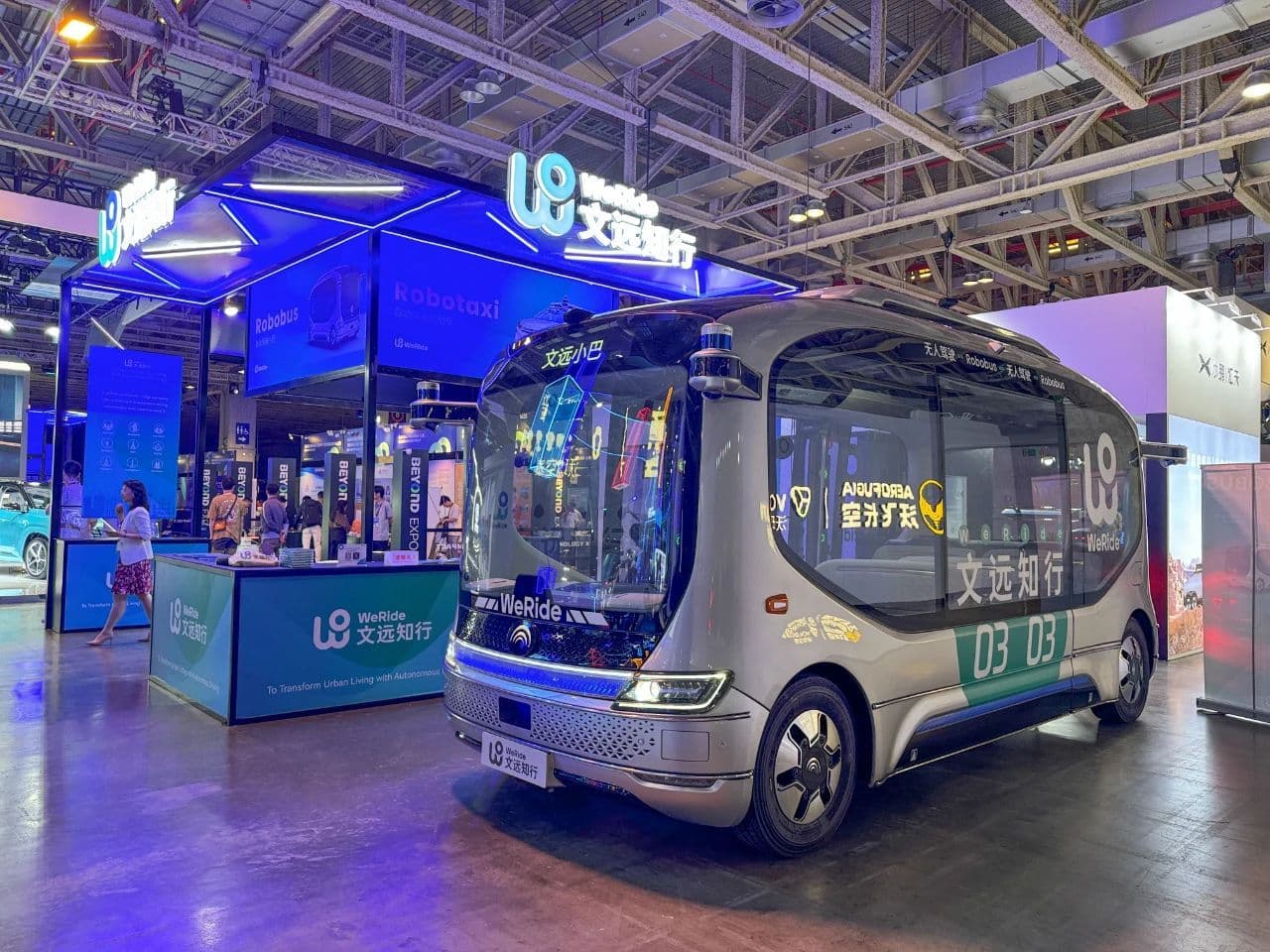 WeRide Robobus Makes an Appearance at BEYOND Expo 2024, Showcasing Cutting-Edge Autonomous Driving Applications