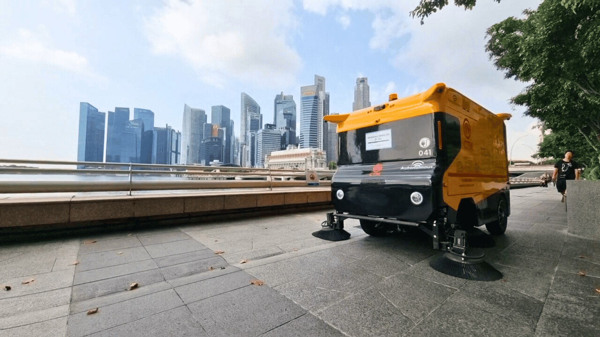 WeRide Wins Autonomous Driving Licenses for Robosweepers in Singapore, Accelerating Overseas Expansion